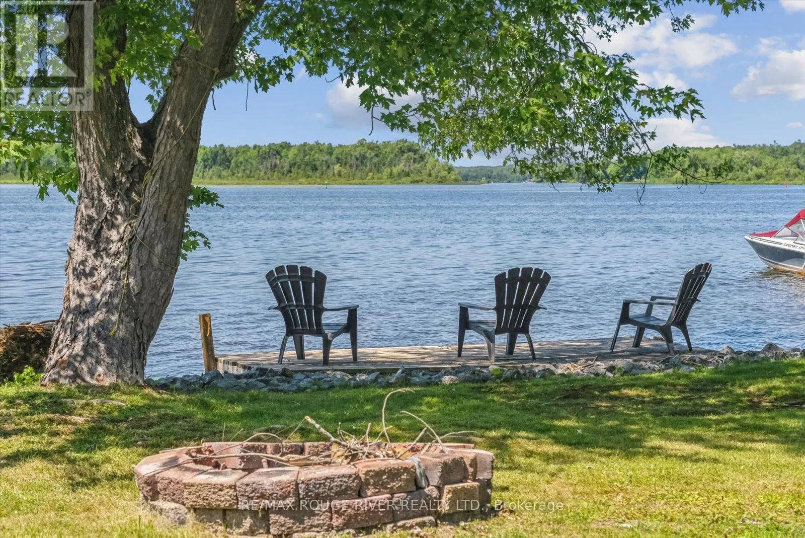 3 - 22 LAKE ROAD, #3