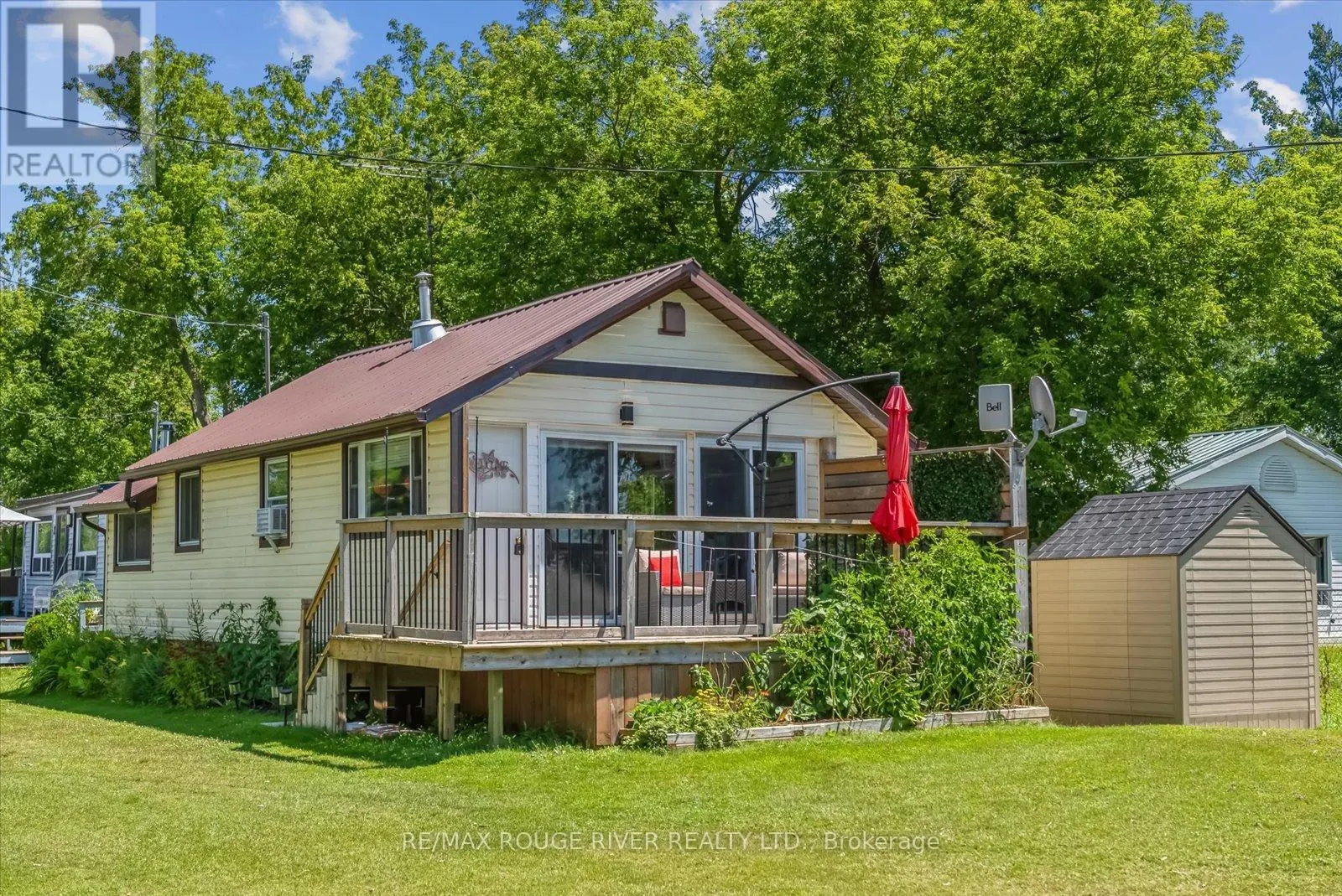 3 - 22 LAKE ROAD, #3