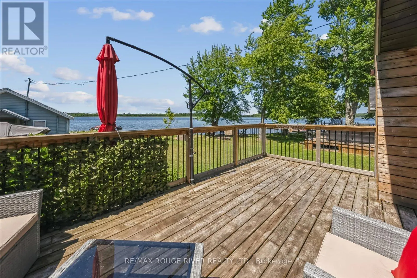 3 - 22 LAKE ROAD, #3