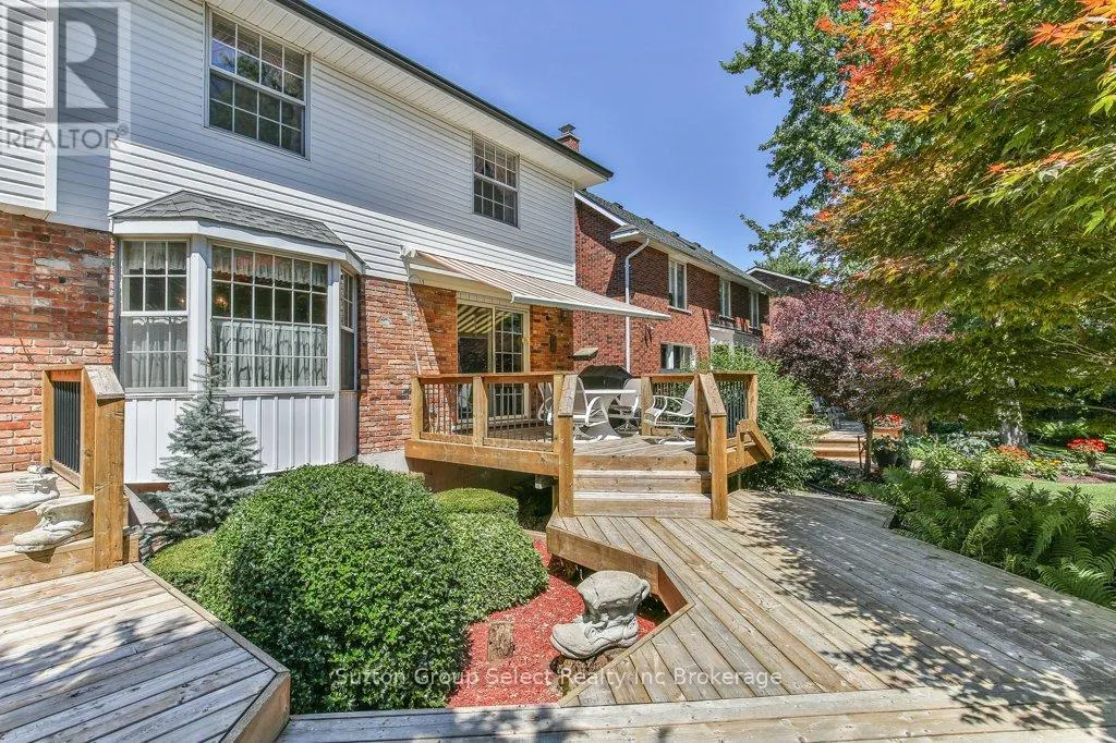 834 BERKSHIRE DRIVE