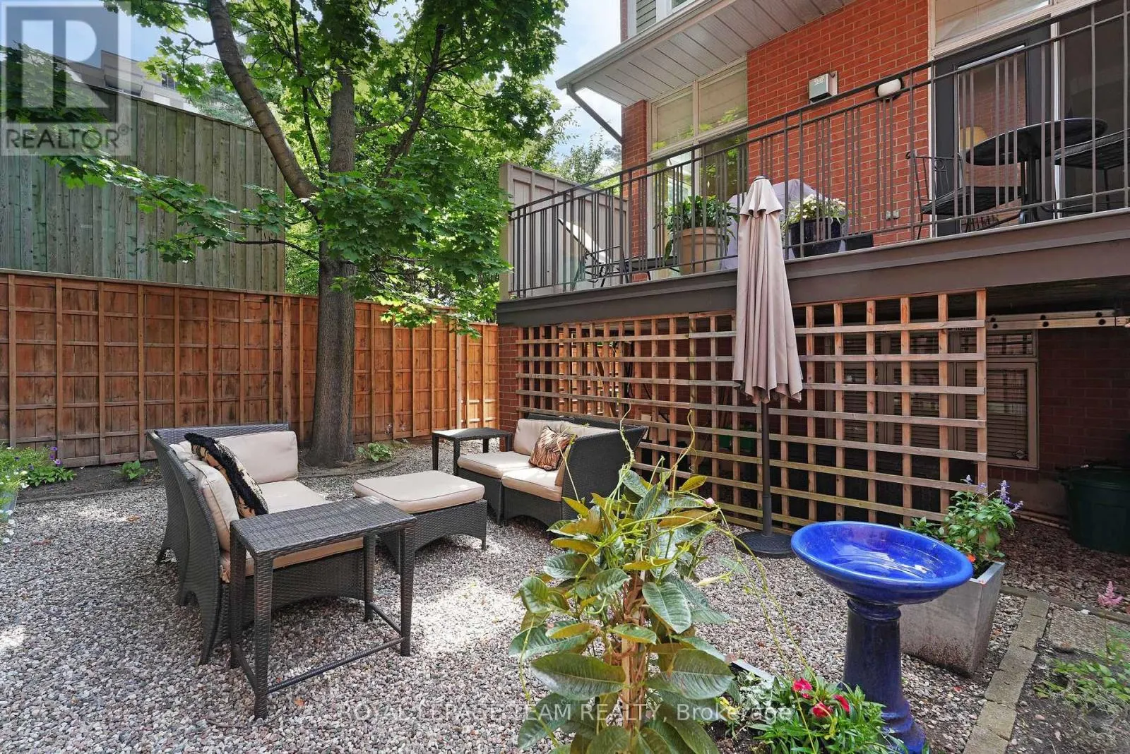 201 CLEARVIEW AVENUE