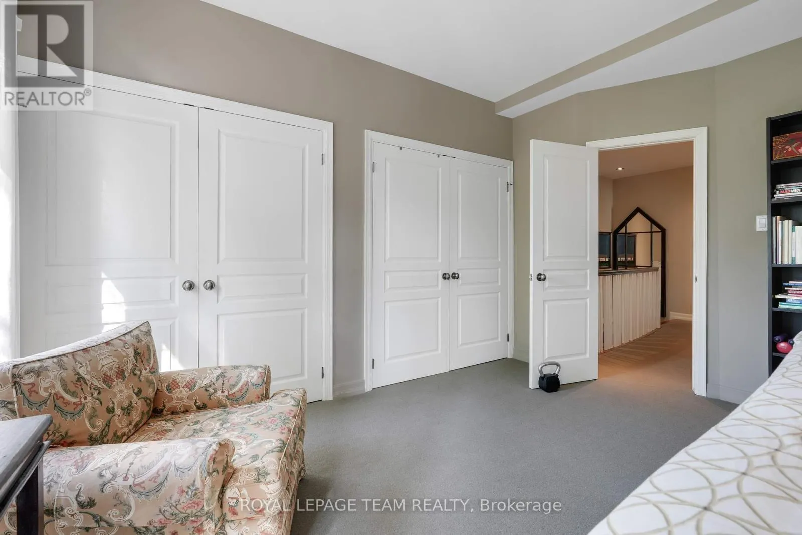 201 CLEARVIEW AVENUE