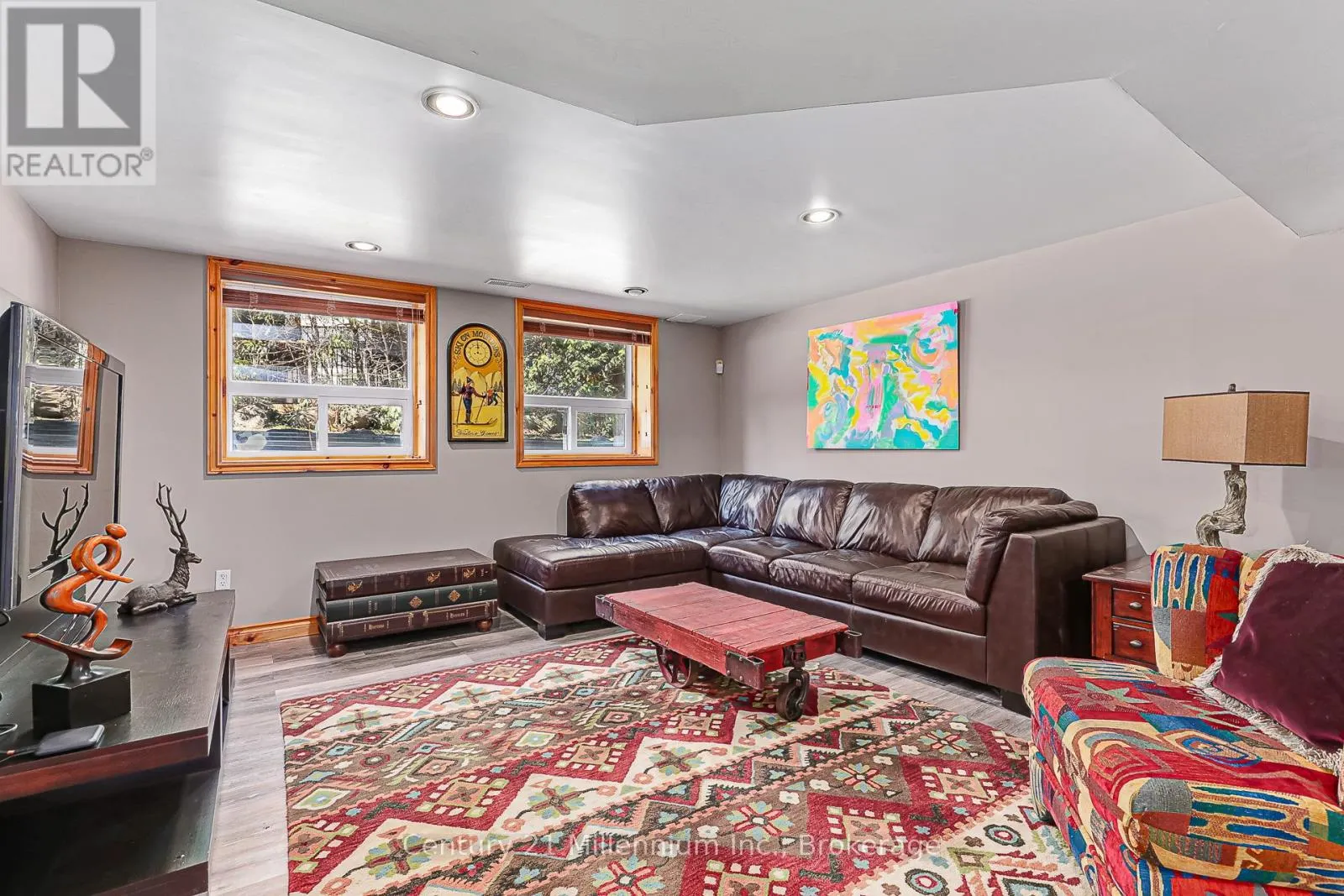 108 CORTINA CRESCENT