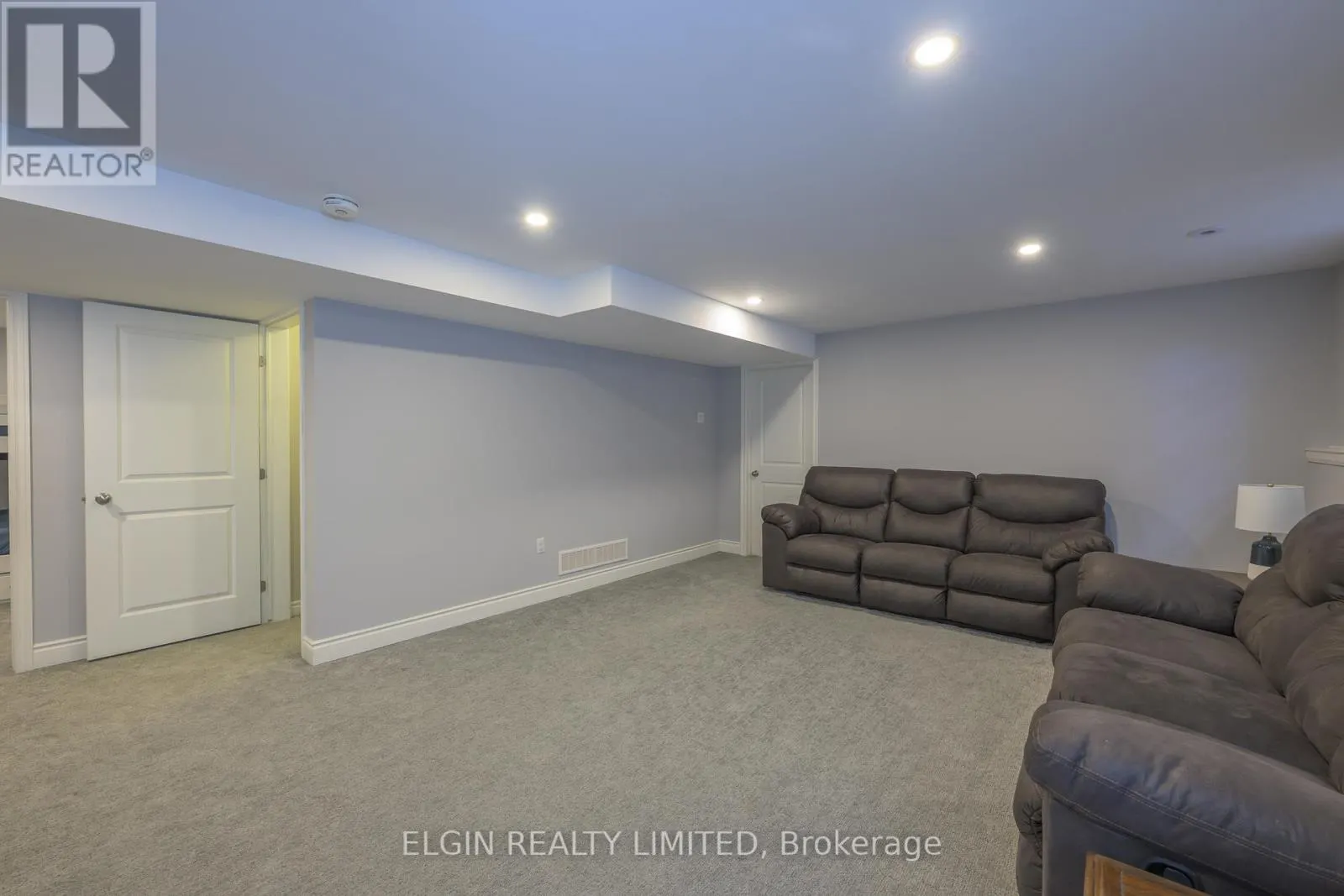 24 ASHBERRY PLACE
