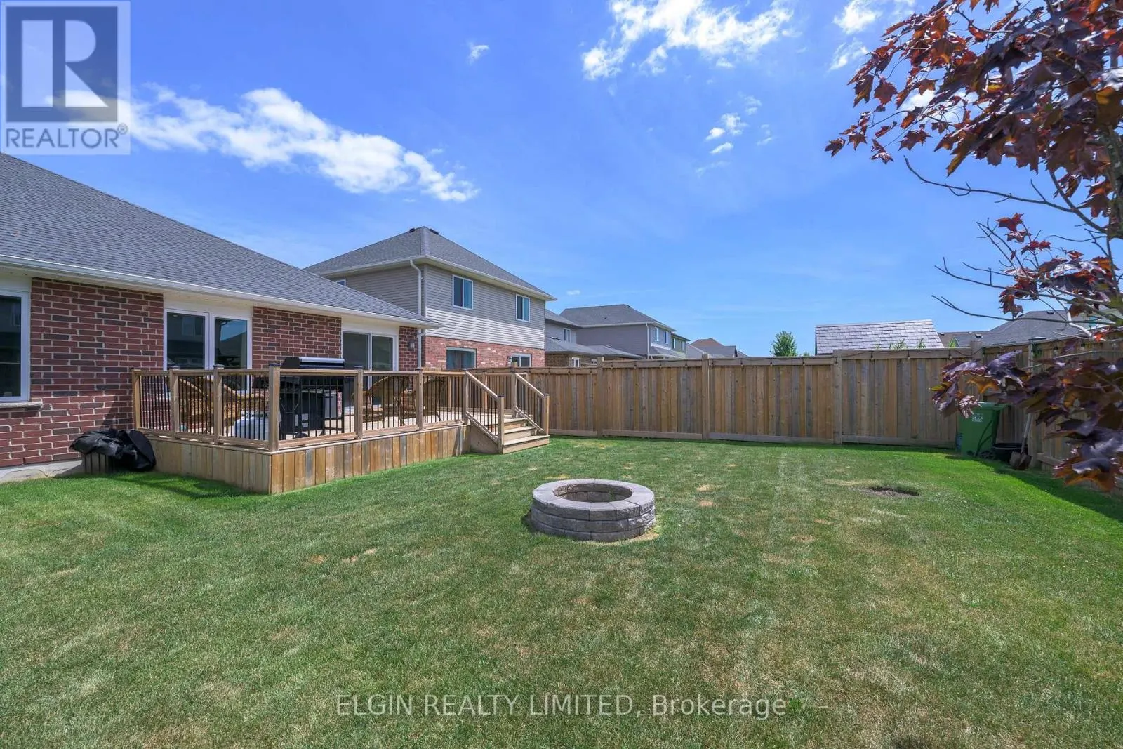 24 ASHBERRY PLACE