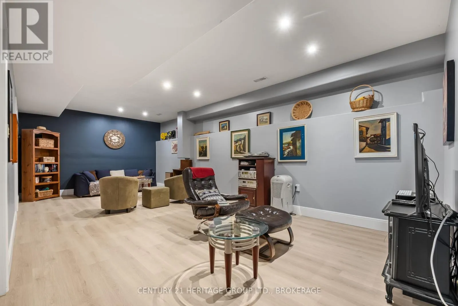 4342 COLEBROOK ROAD