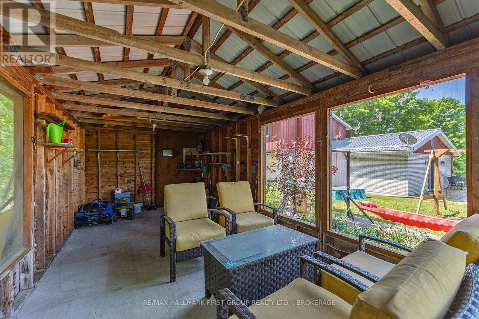 1086 MOON ROAD