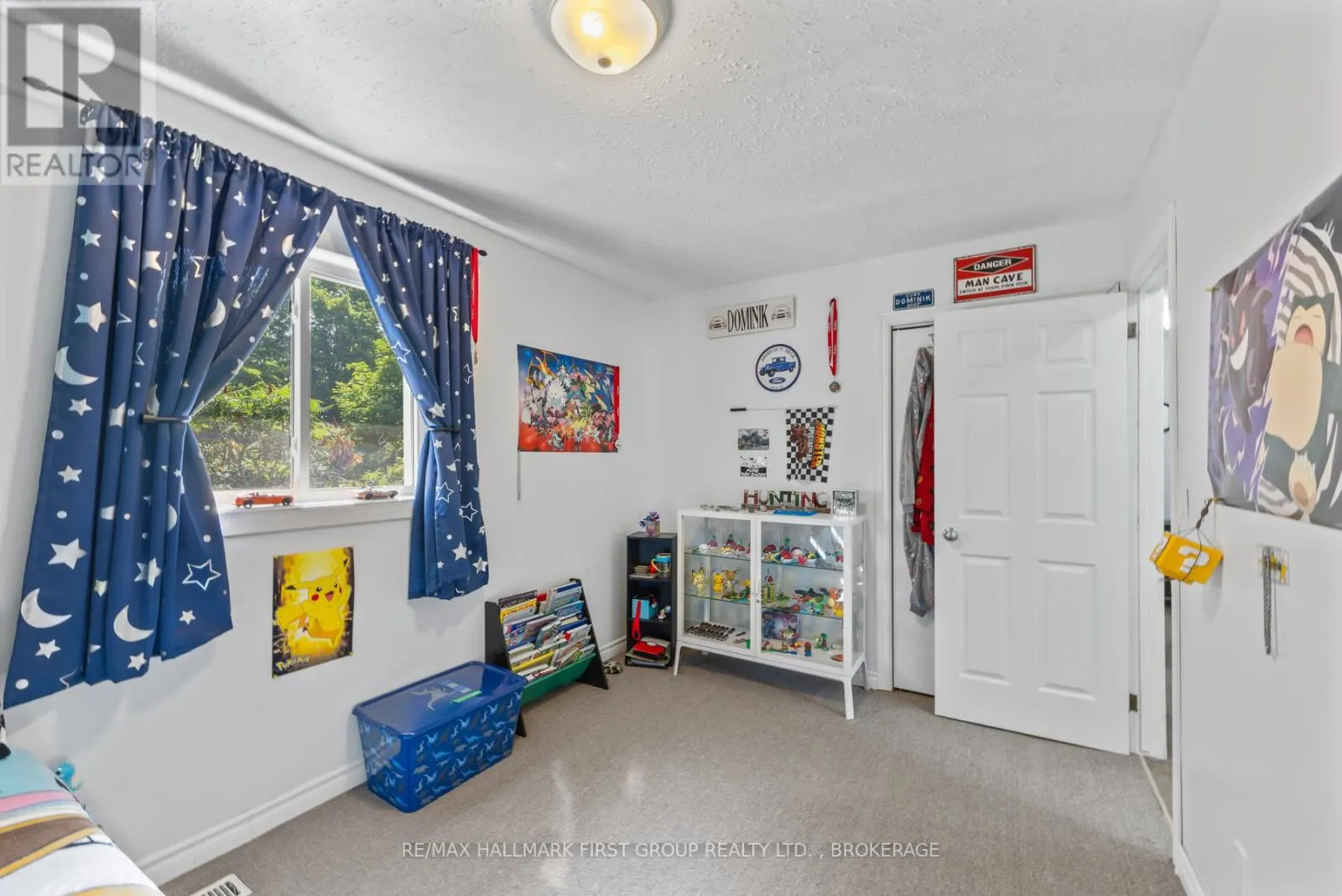 1086 MOON ROAD