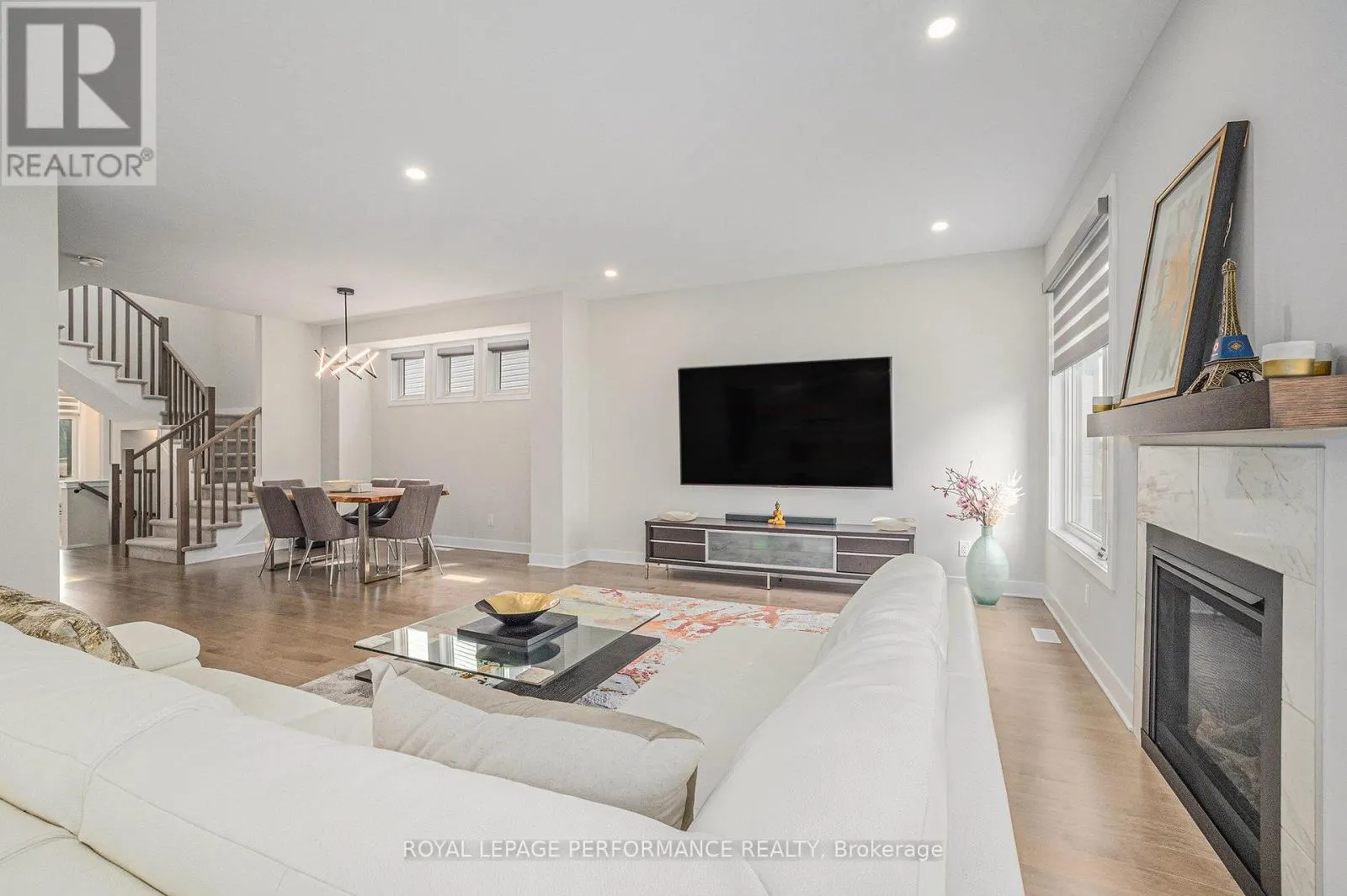 233 BEAUGENCY STREET