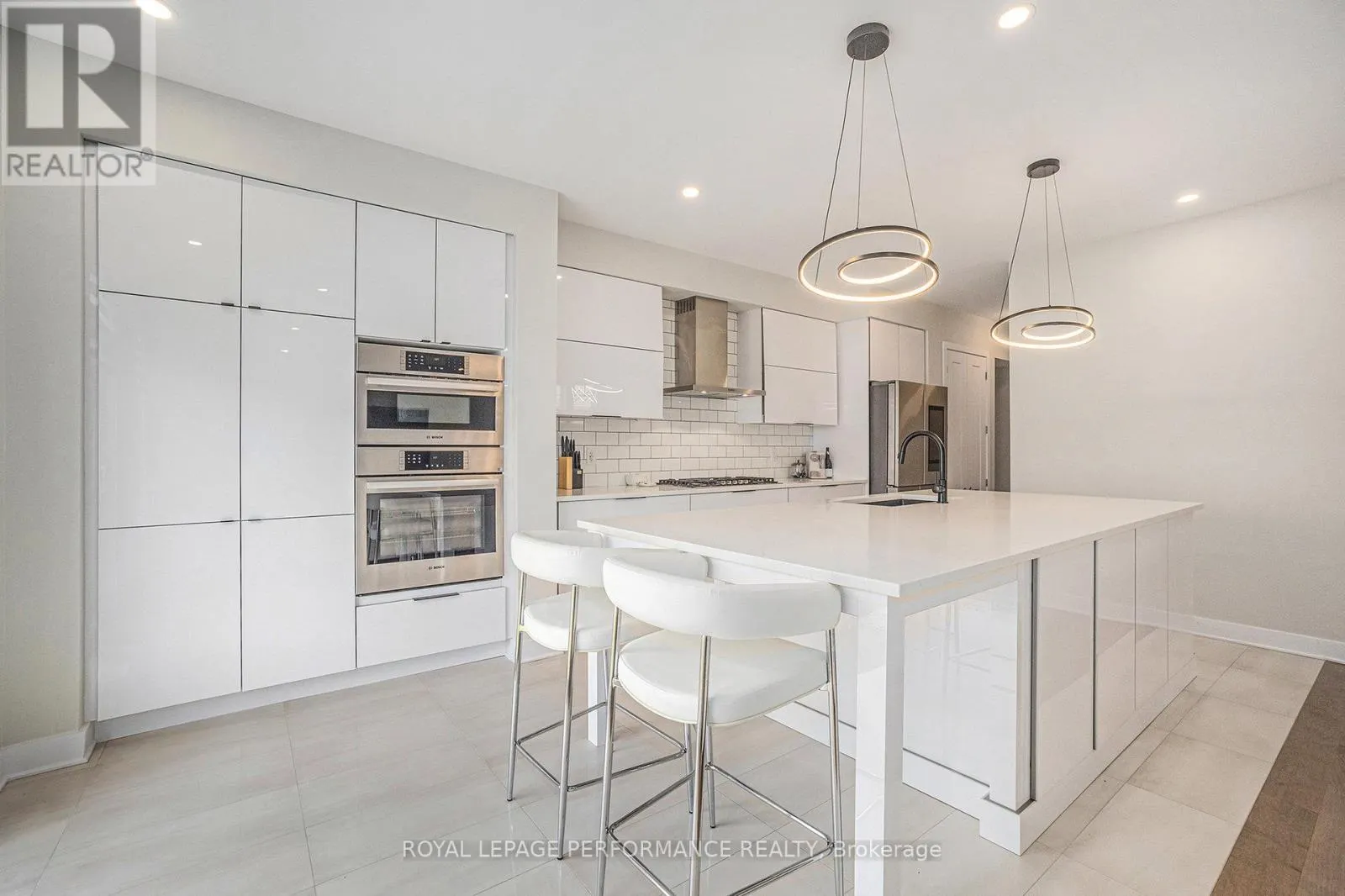 233 BEAUGENCY STREET