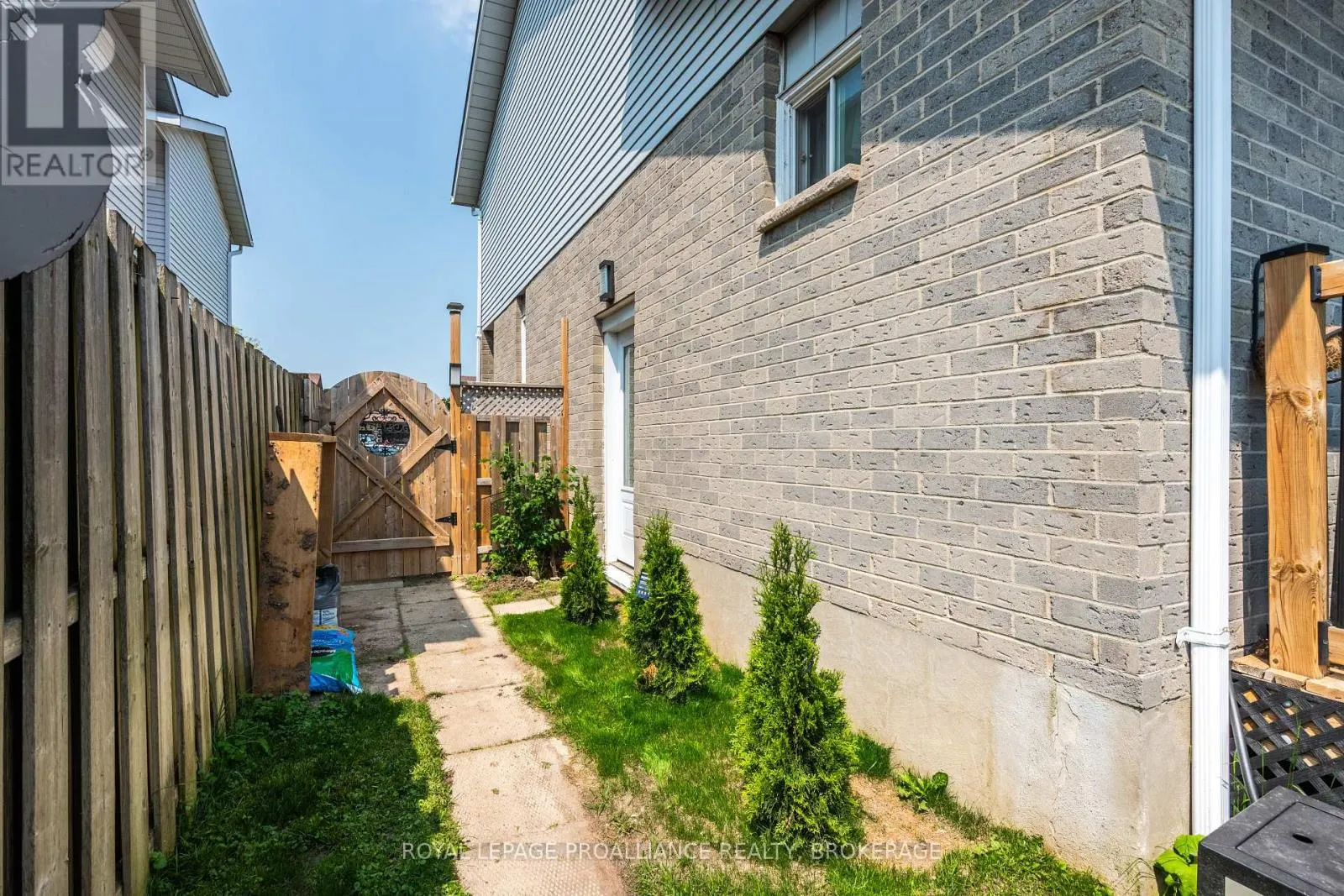 587 DAVIS DRIVE
