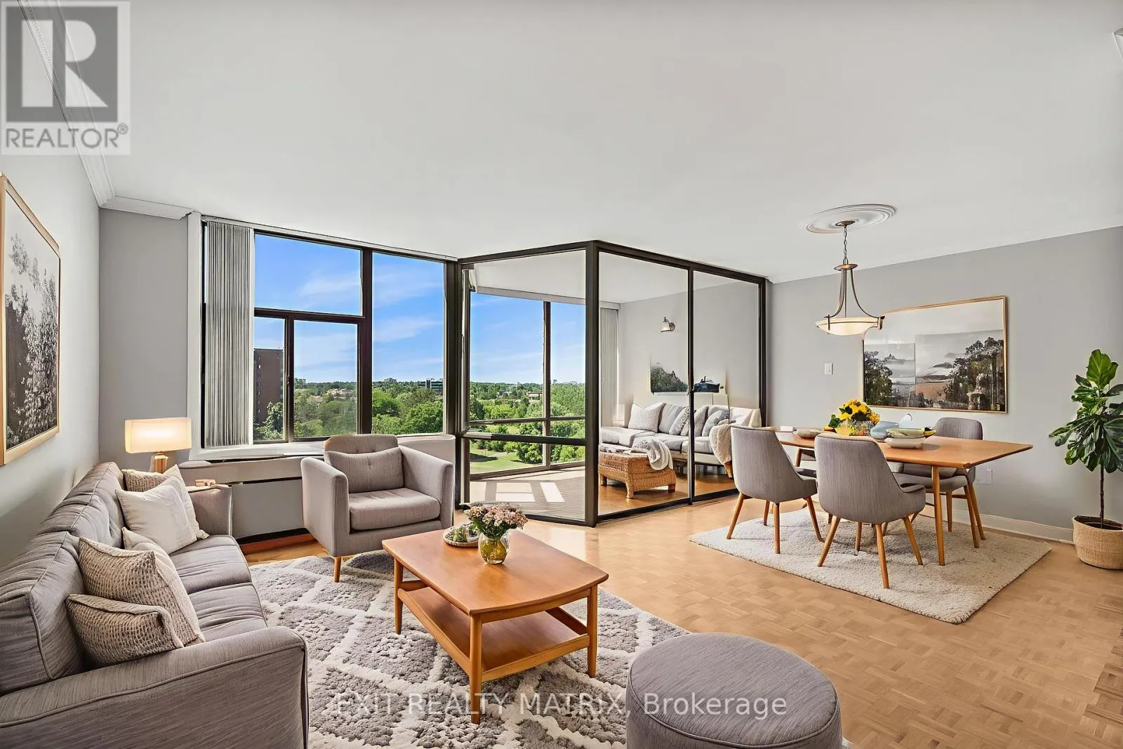 705 - 2759 CAROUSEL CRESCENT