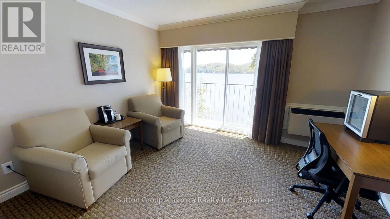 421 - 421 BAYSHORE - DEERHURST DRIVE, #421