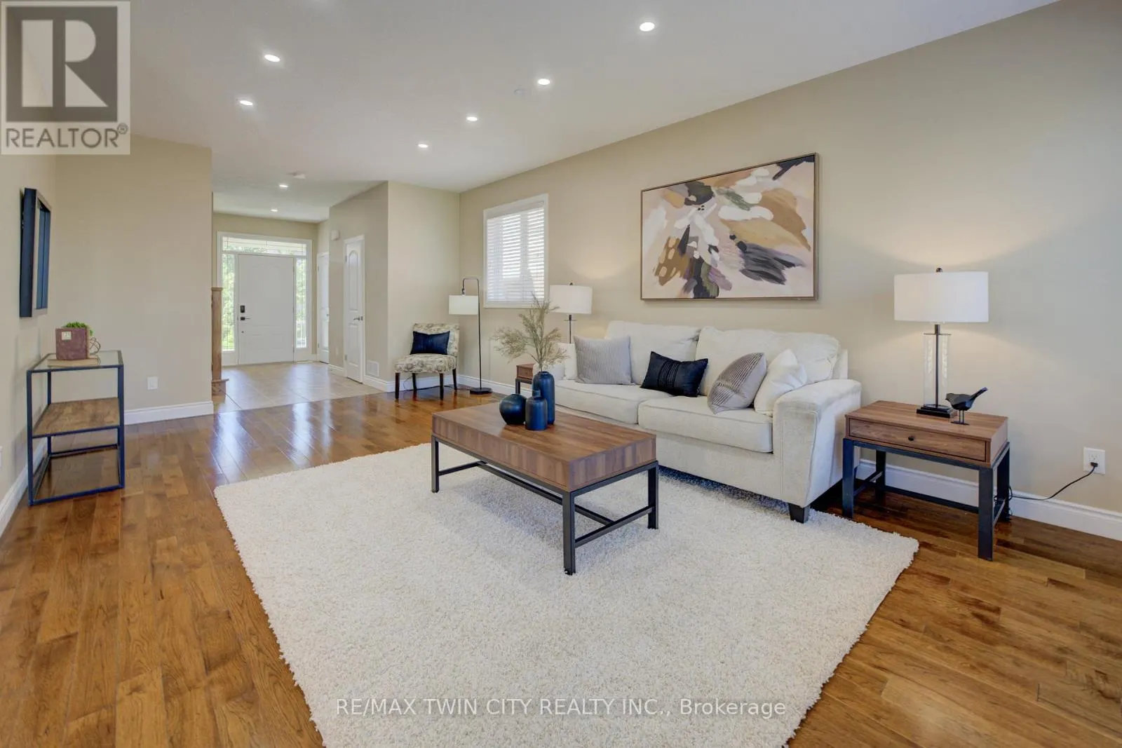 304 WESTPARK CRESCENT