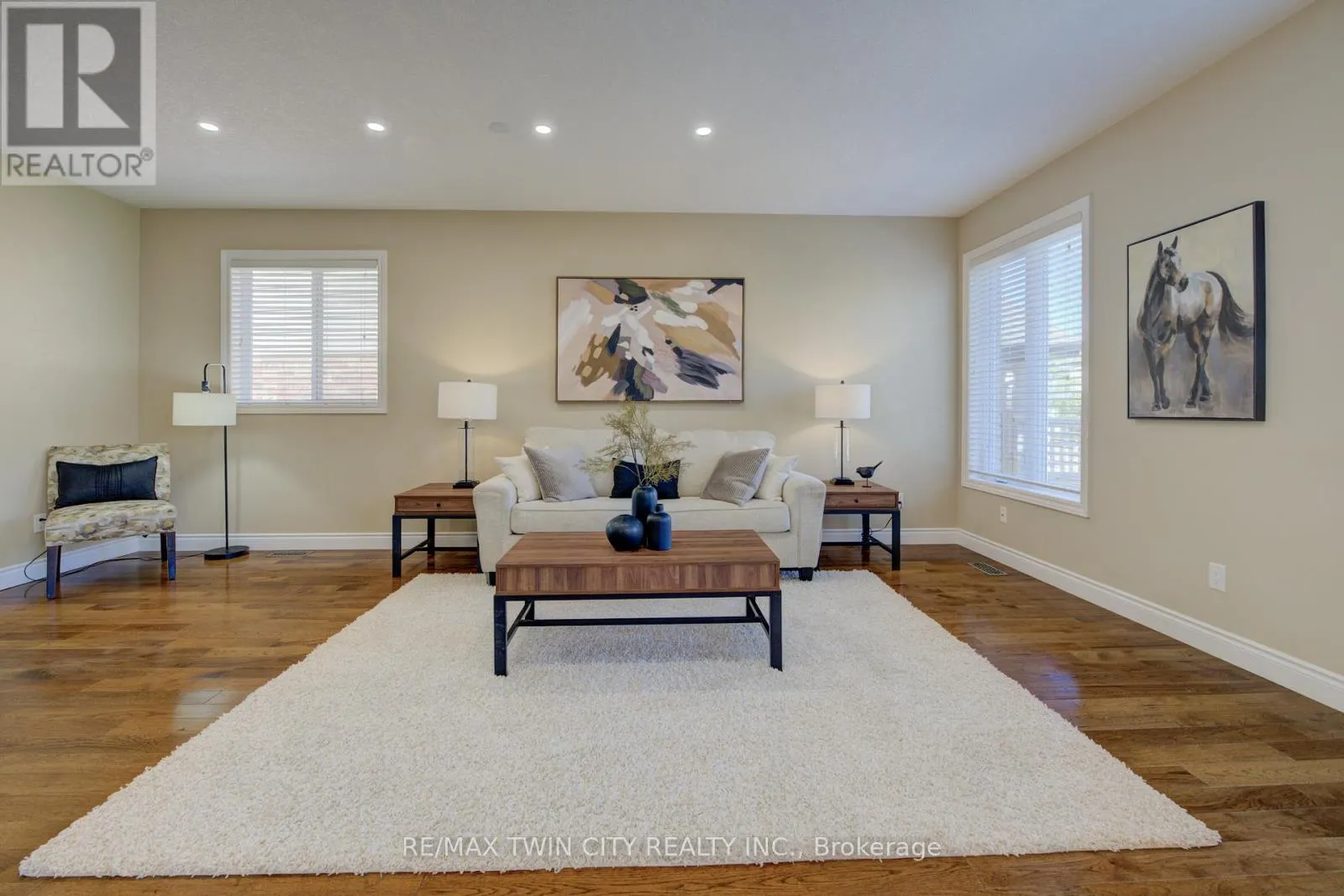 304 WESTPARK CRESCENT