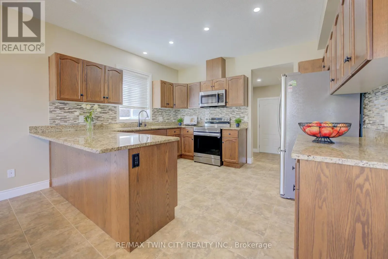 304 WESTPARK CRESCENT