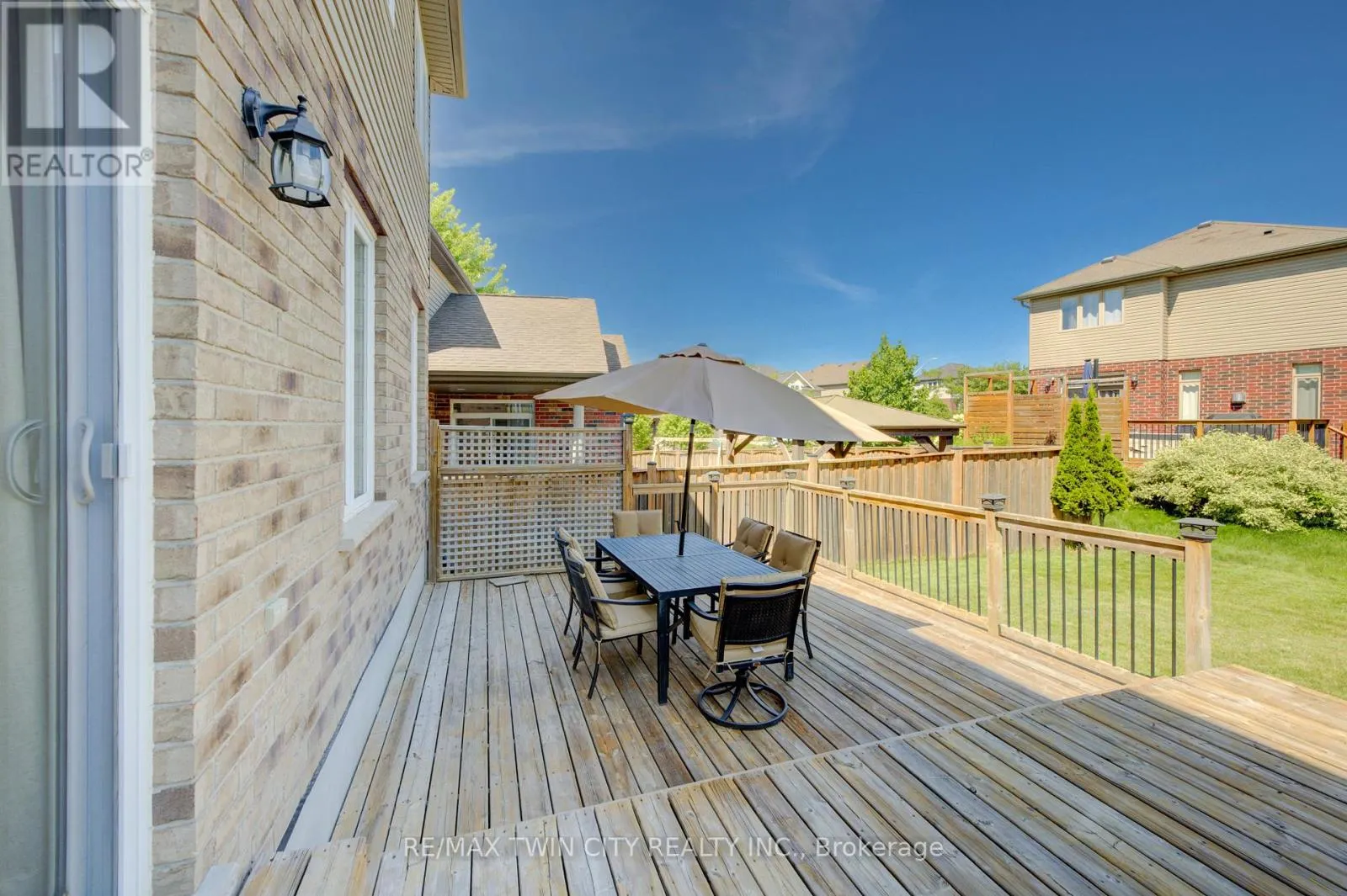 304 WESTPARK CRESCENT