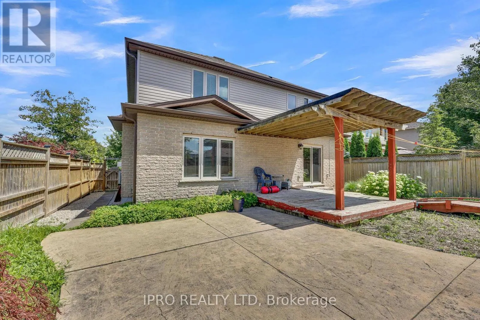 803 SPITFIRE STREET