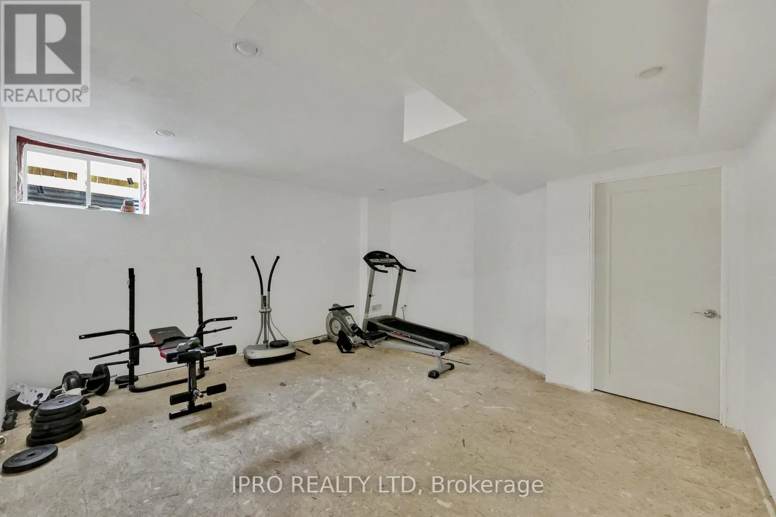 803 SPITFIRE STREET