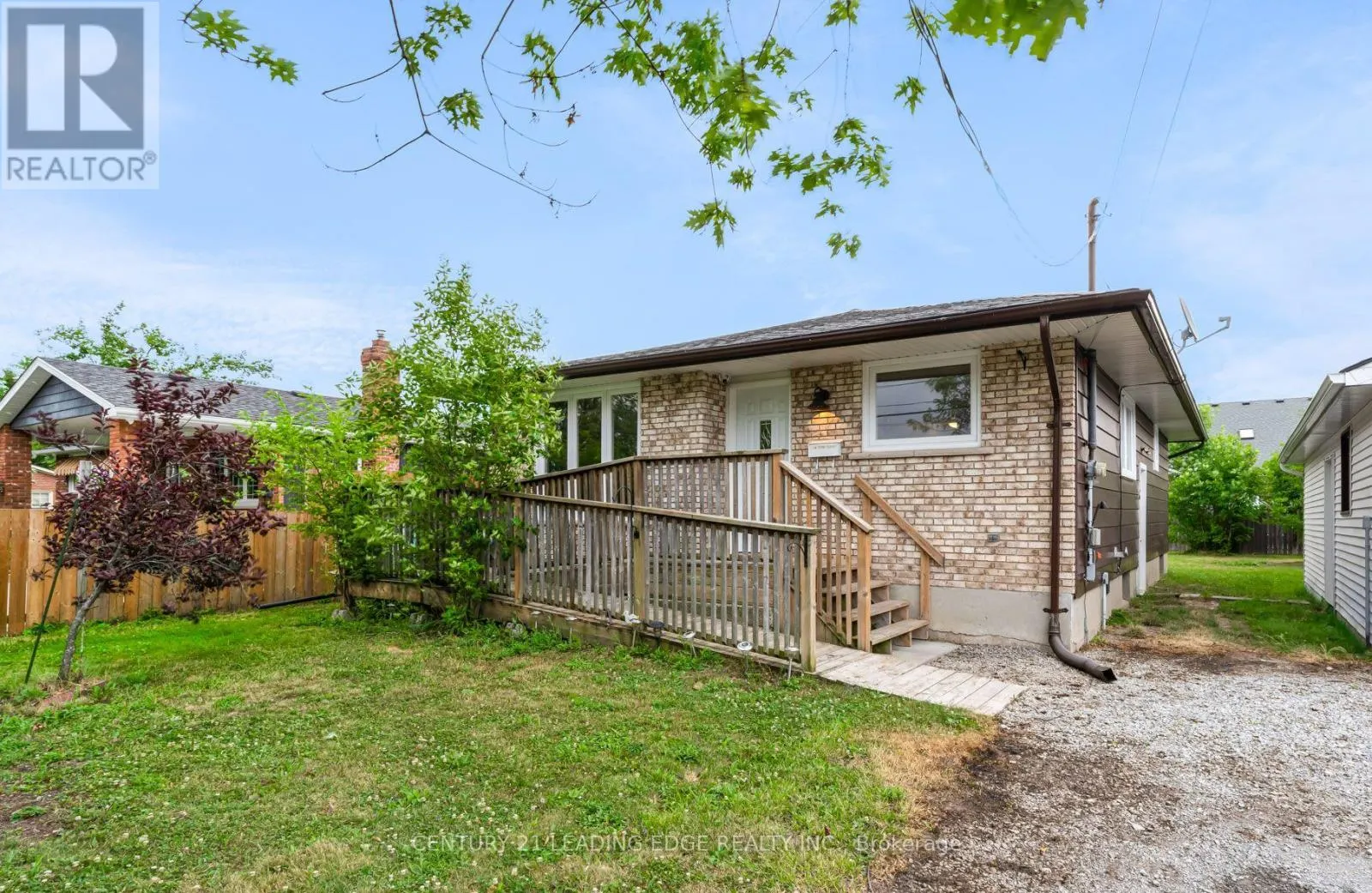636 CRESCENT ROAD