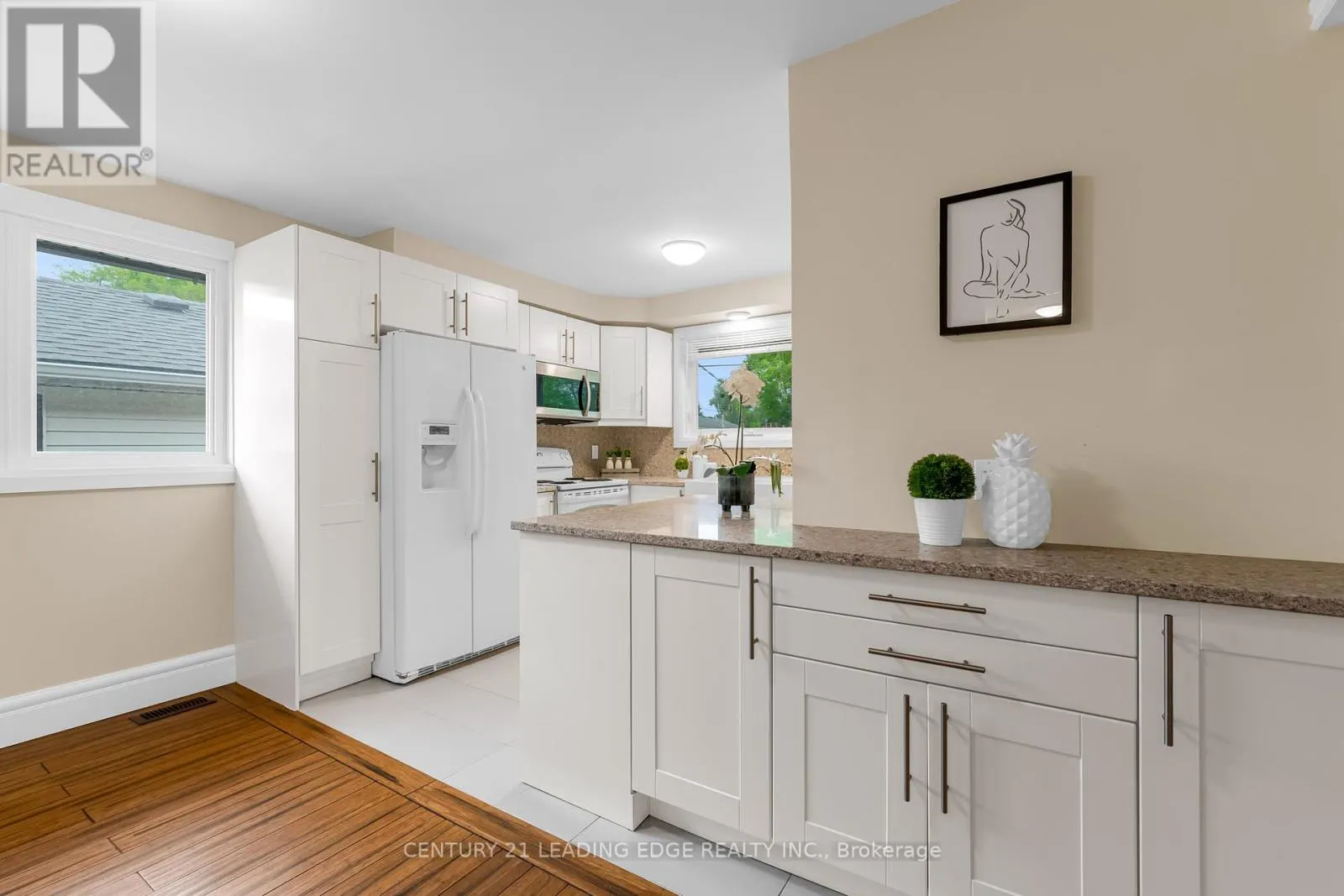 636 CRESCENT ROAD
