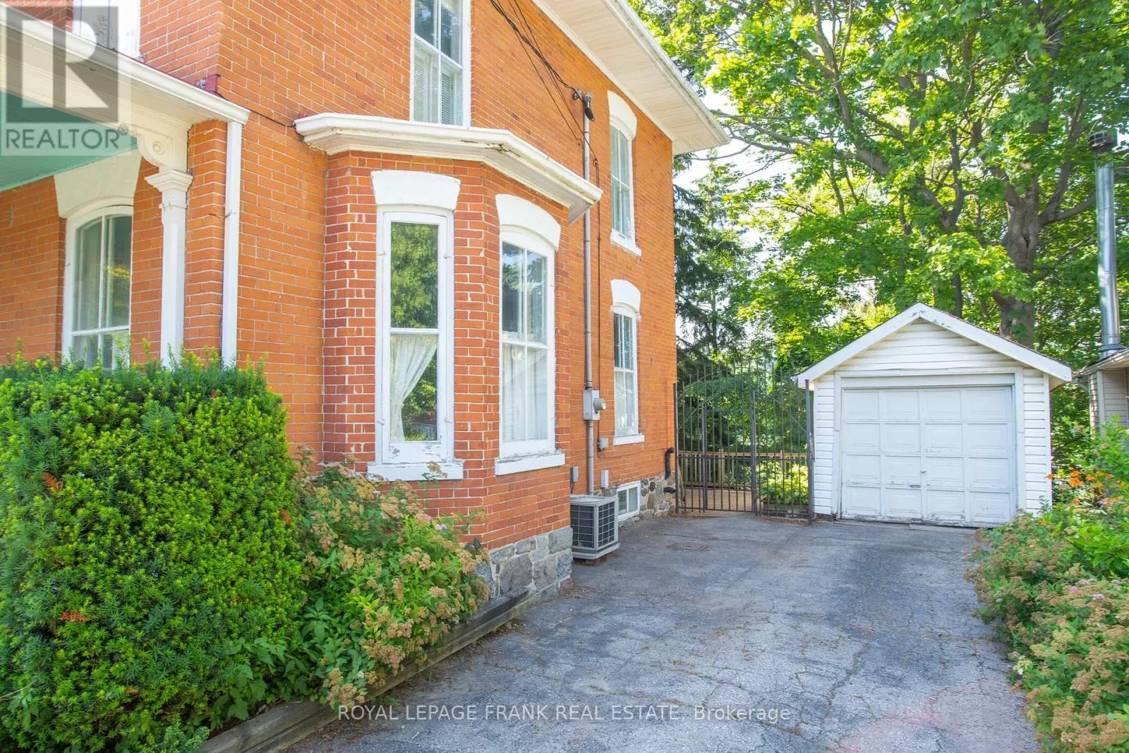 6 SHERBOURNE STREET