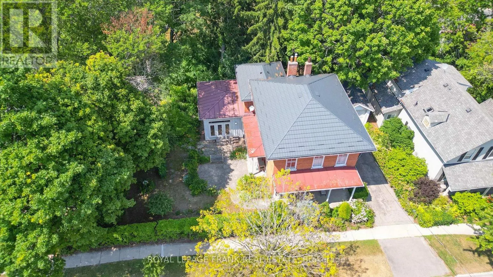 6 SHERBOURNE STREET