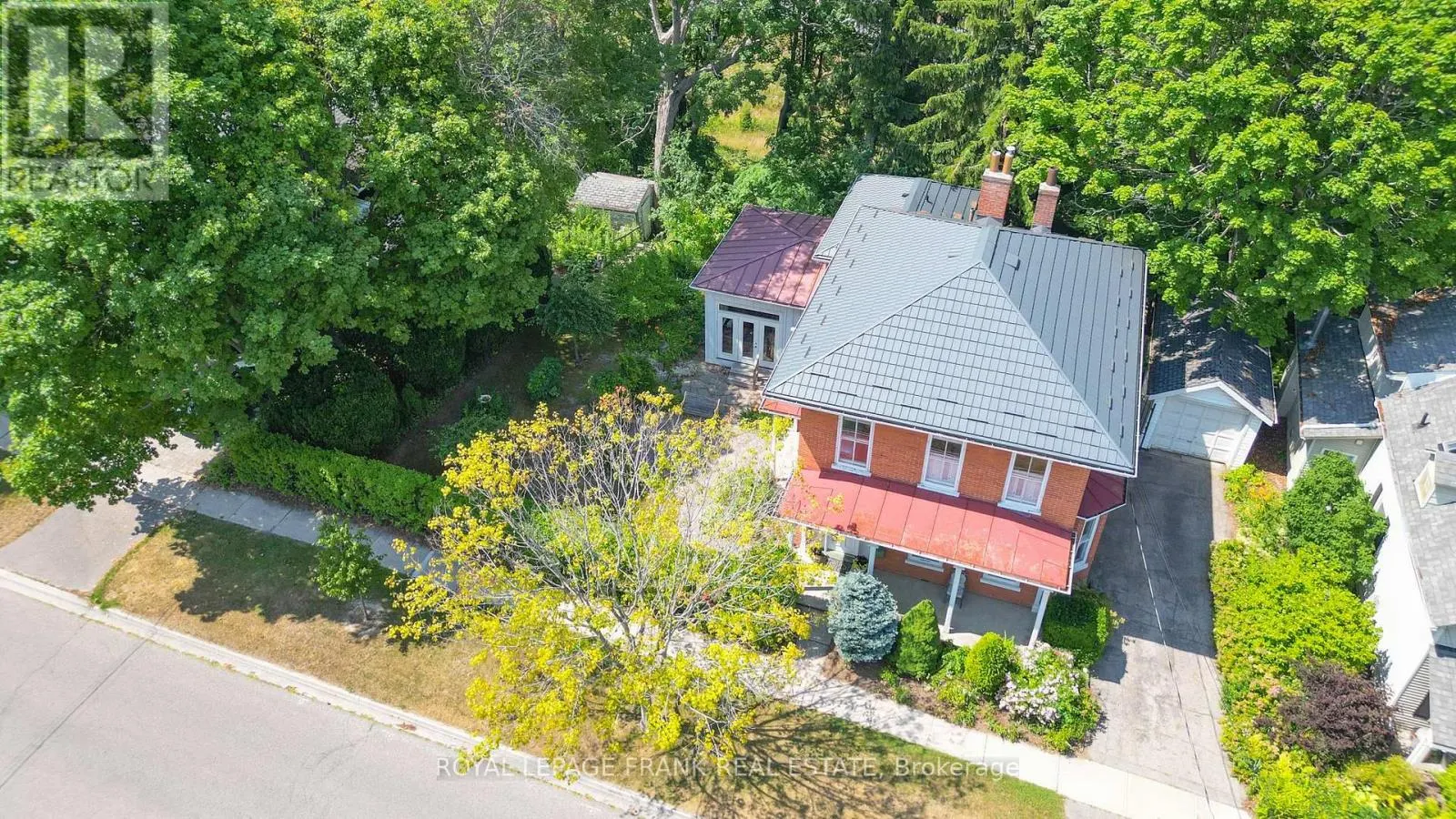 6 SHERBOURNE STREET