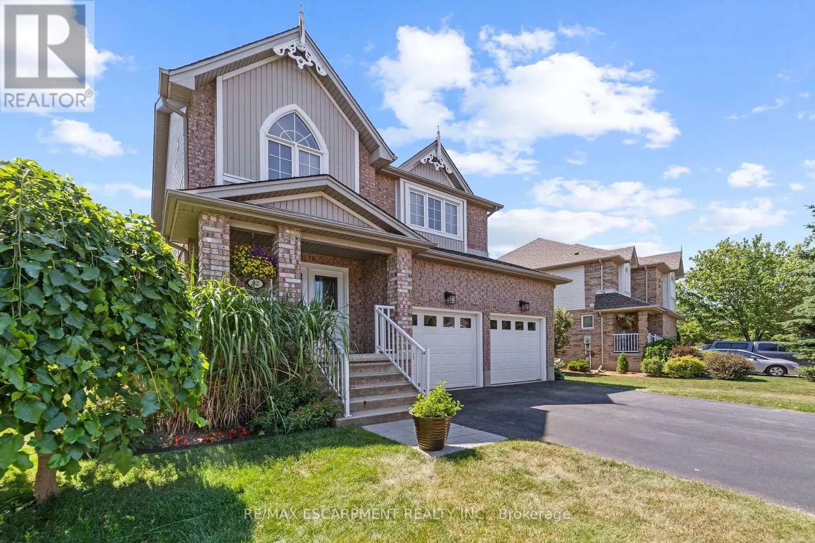 82 GRIFFITH DRIVE