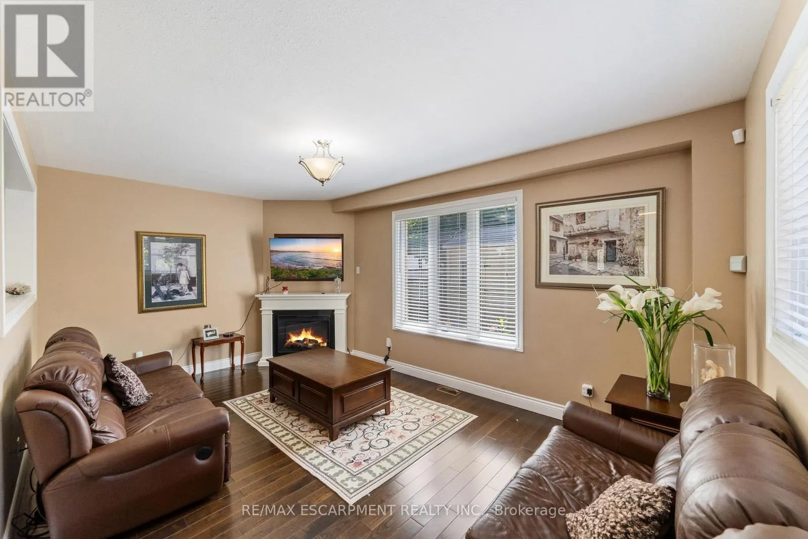 82 GRIFFITH DRIVE