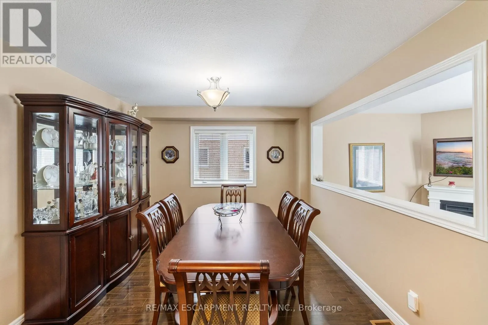 82 GRIFFITH DRIVE