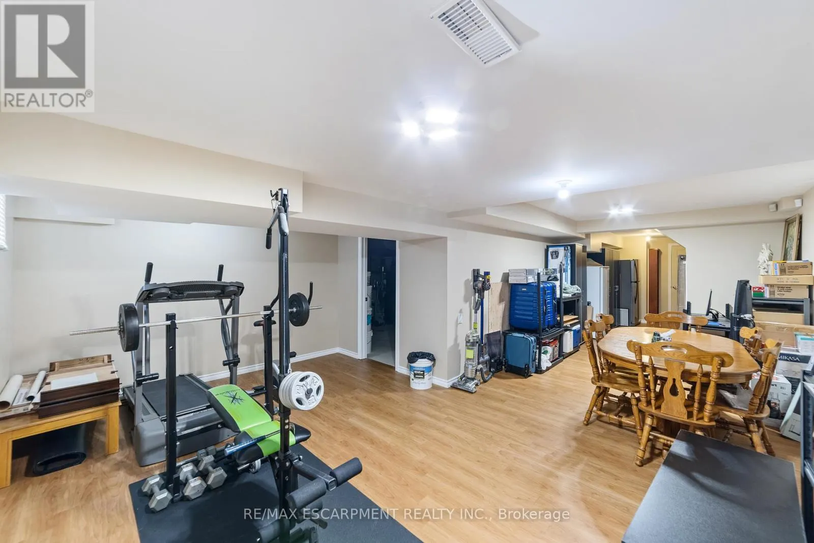 82 GRIFFITH DRIVE