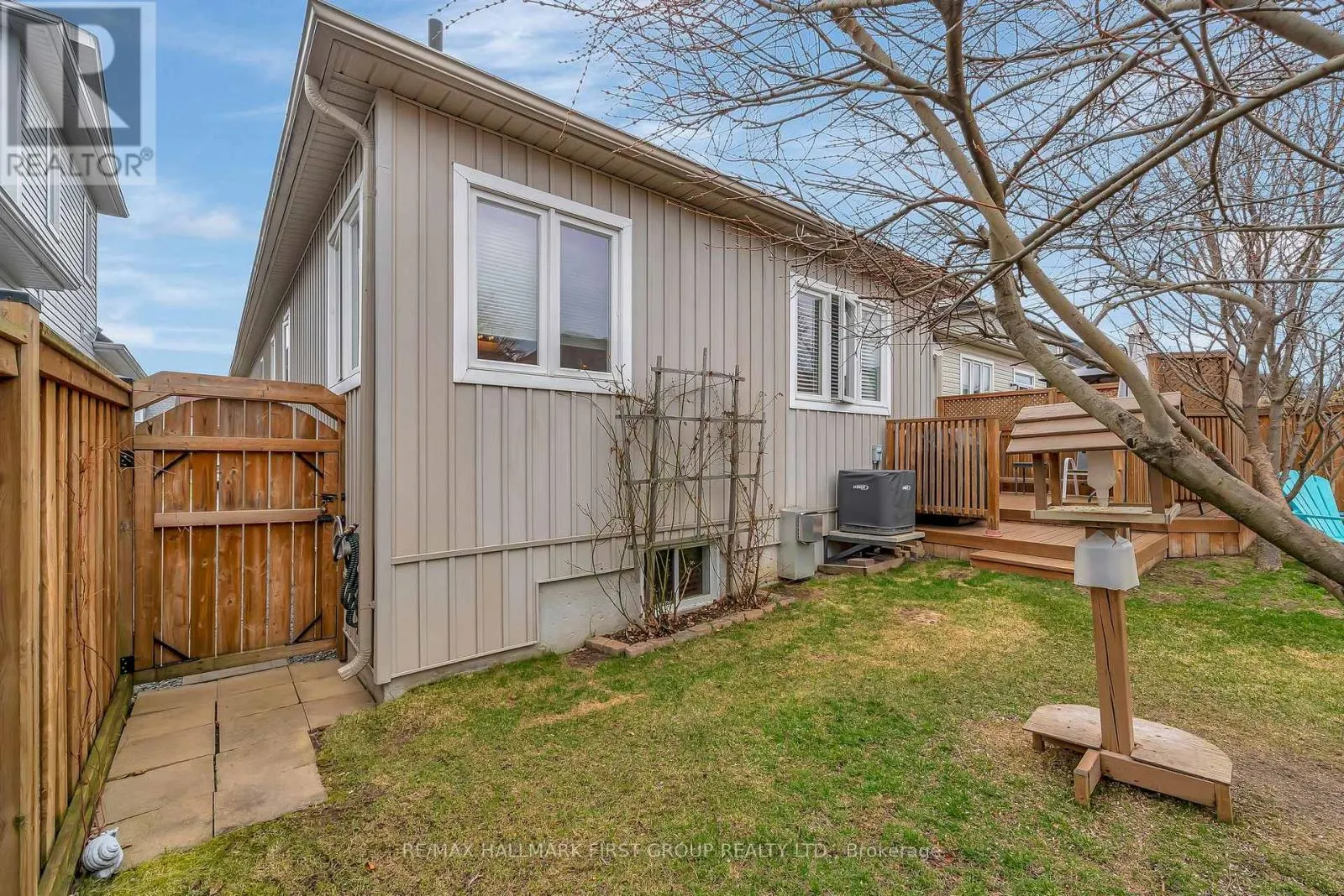 638 ROBINSON DRIVE