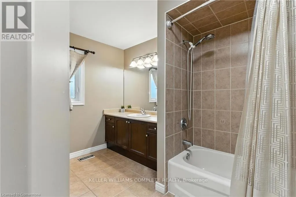 114 ARMOUR CRESCENT