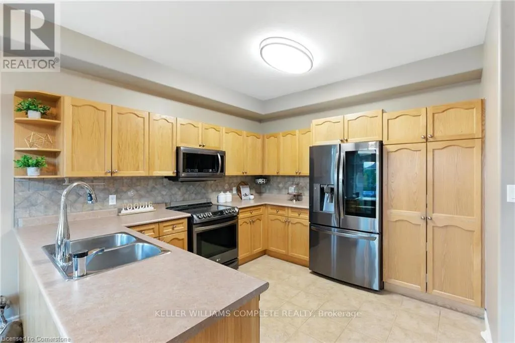 114 ARMOUR CRESCENT