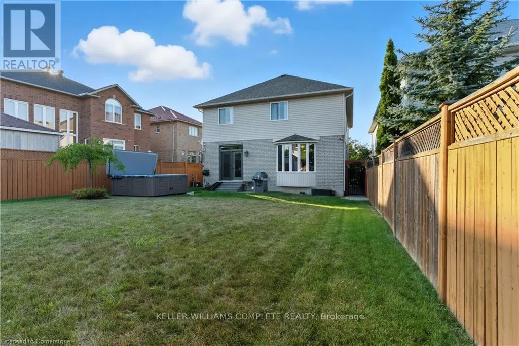 114 ARMOUR CRESCENT