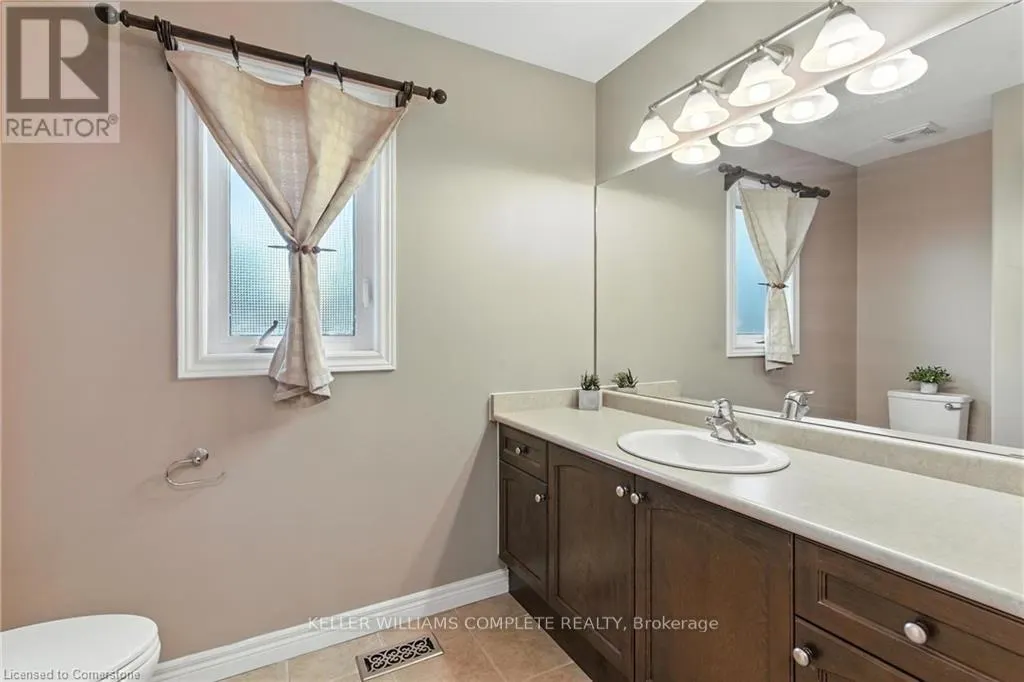 114 ARMOUR CRESCENT