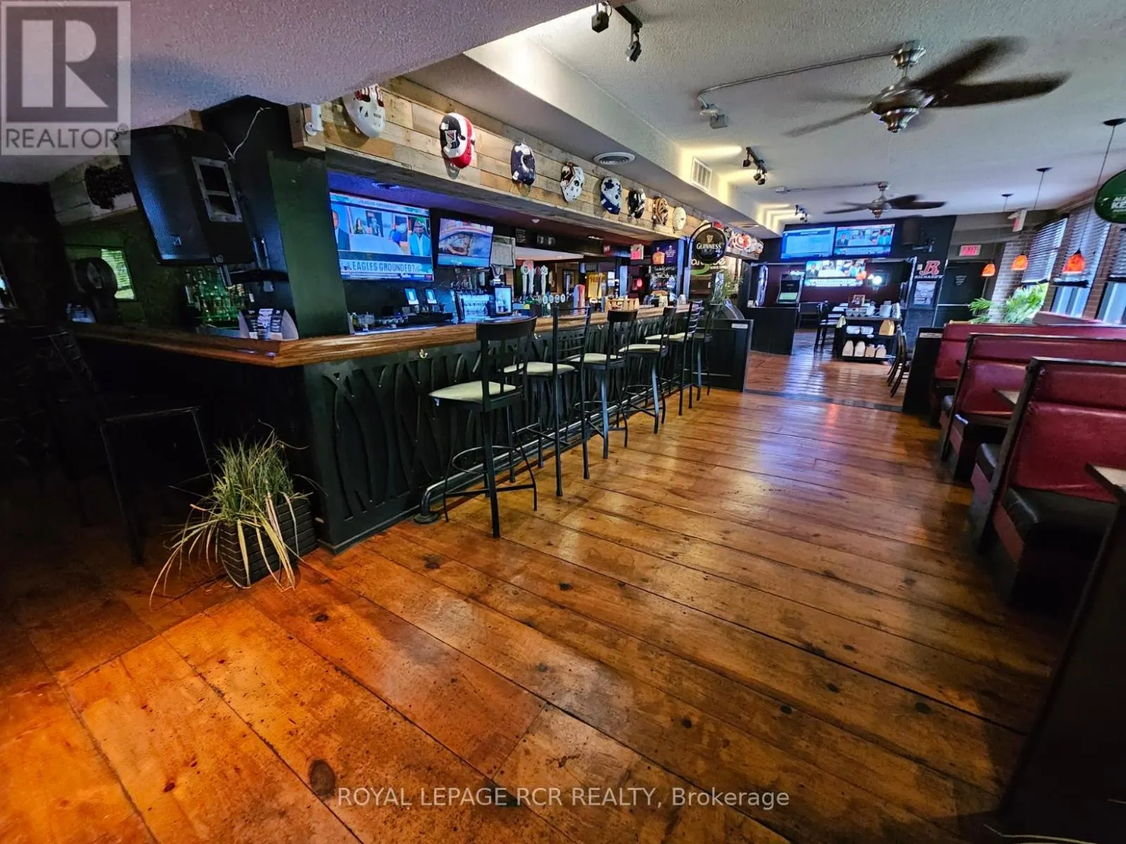 282 RIDGE ROAD N