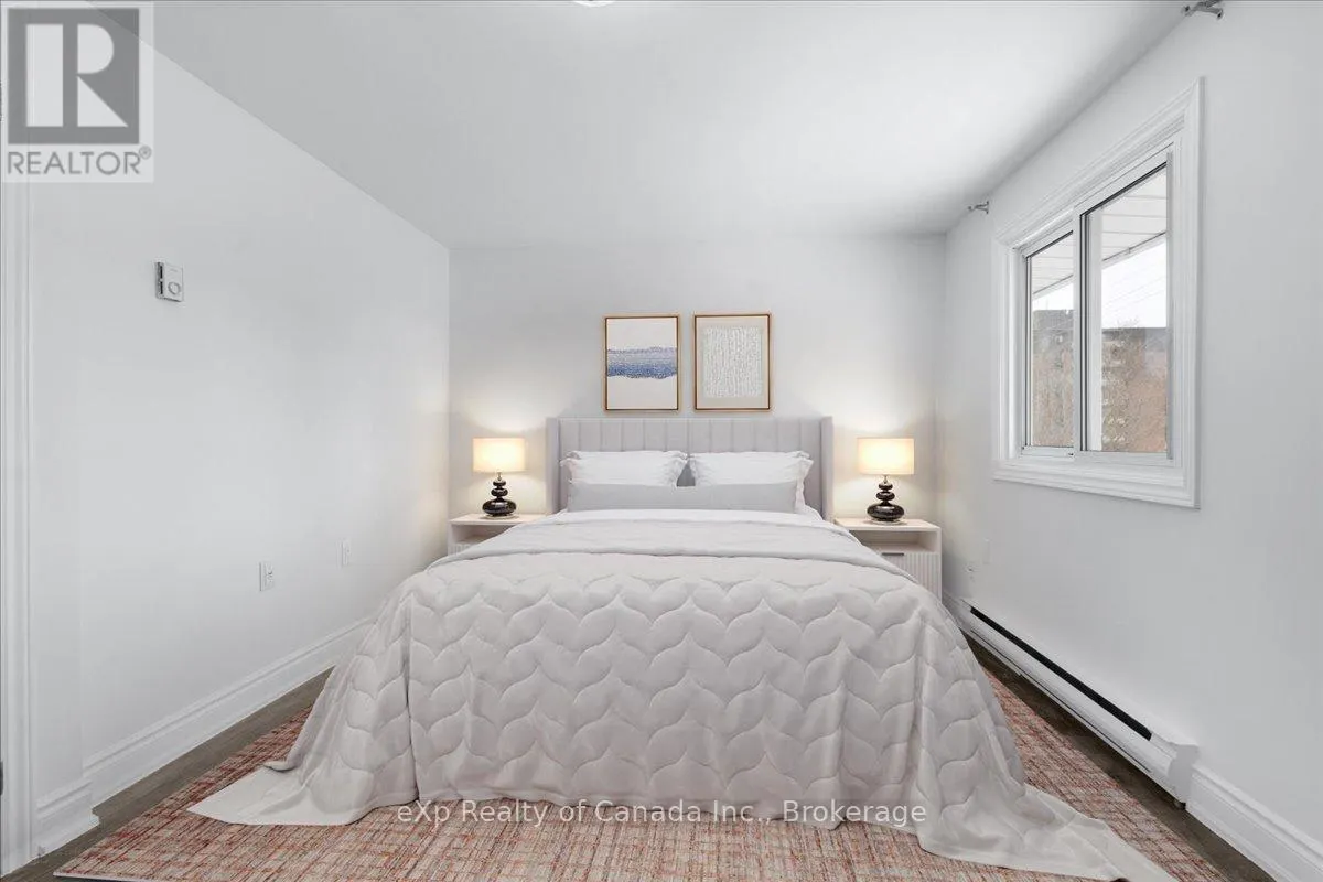 9 - 880 JAMES STREET, #9