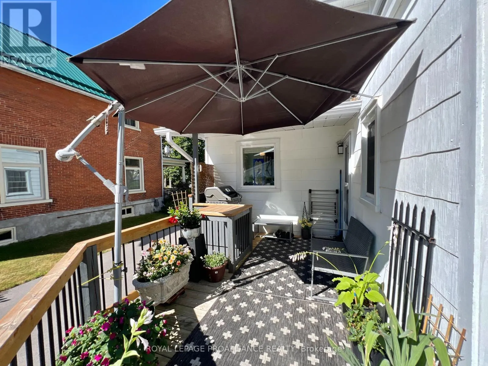 173 FOSTER AVENUE