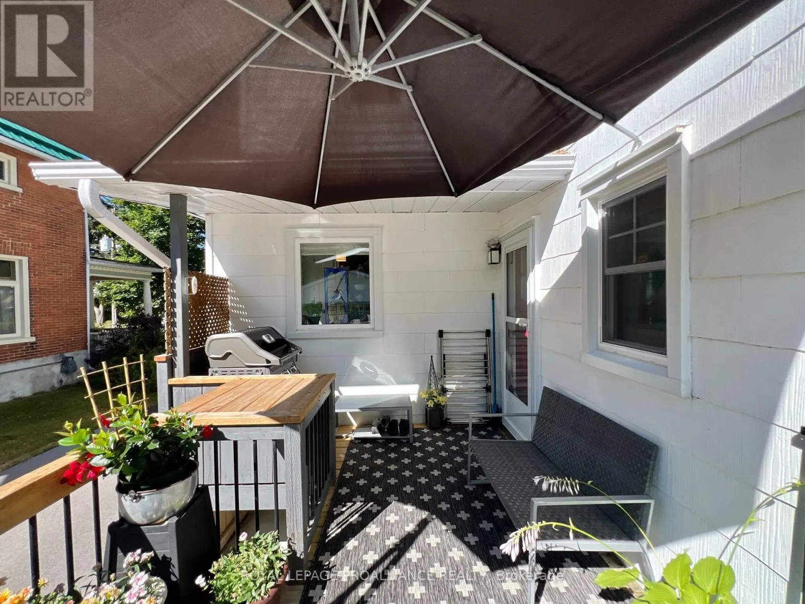 173 FOSTER AVENUE