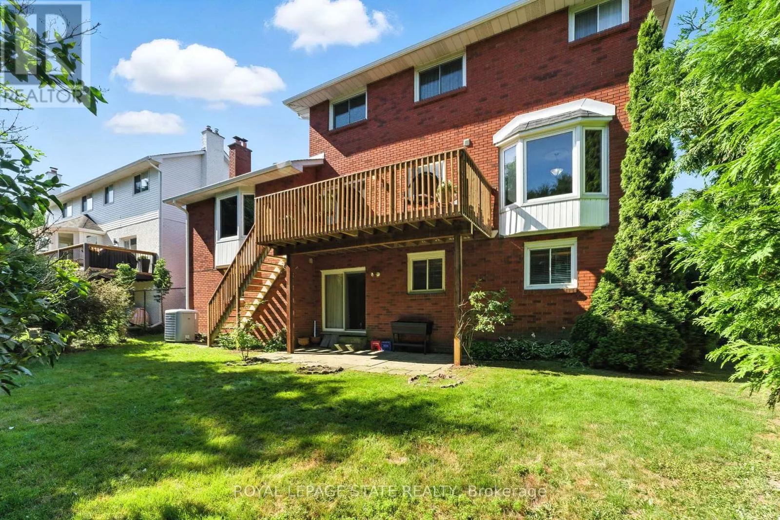 286 LLOYMINN AVENUE