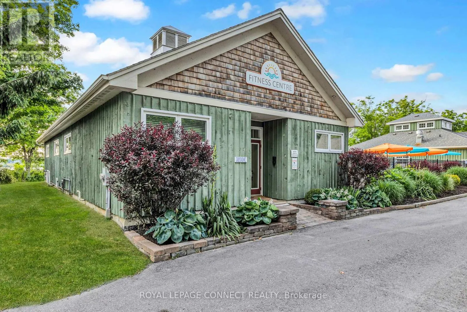27 - 13 BUTTERNUT LANE