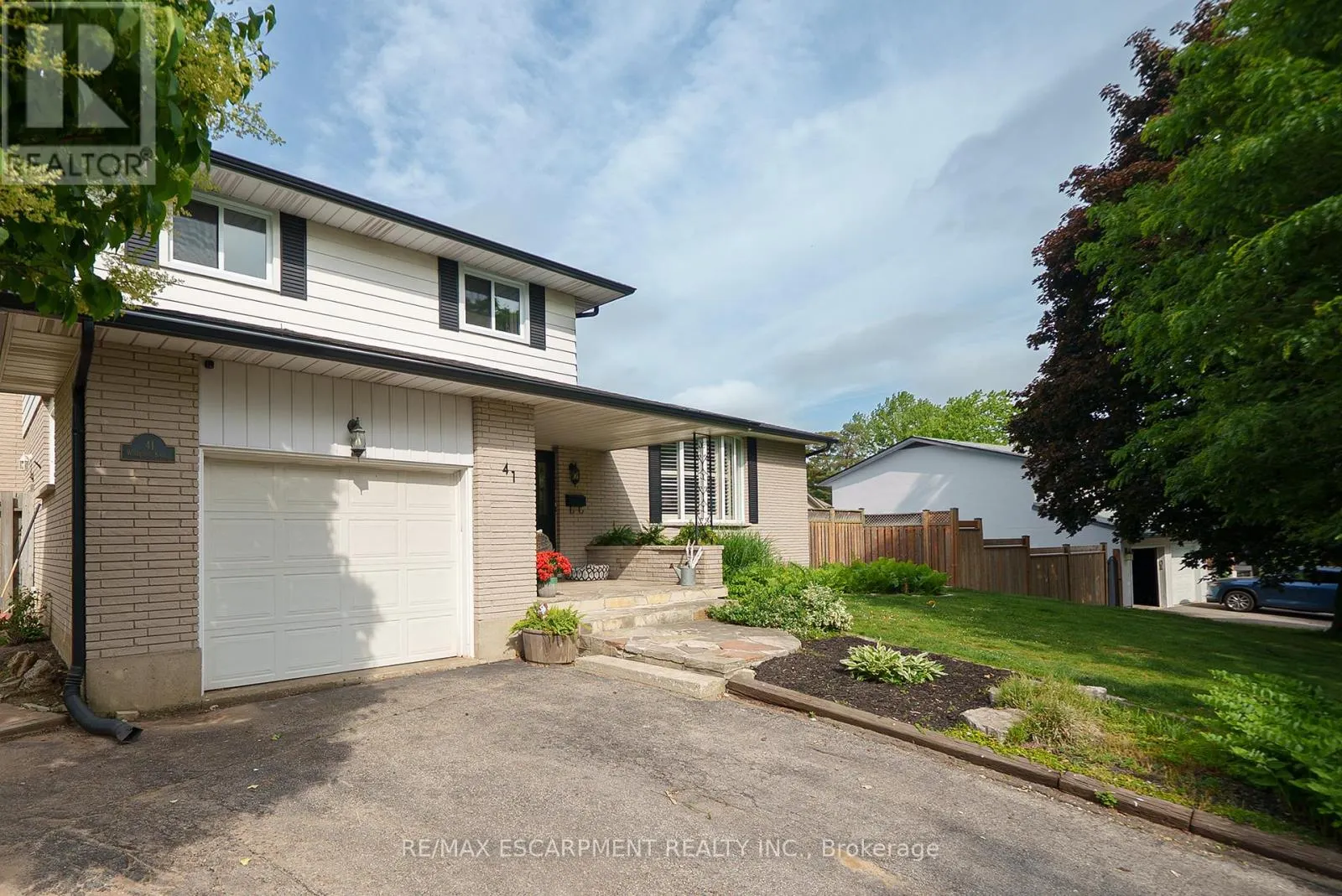 41 WESTBRIER KNOLL