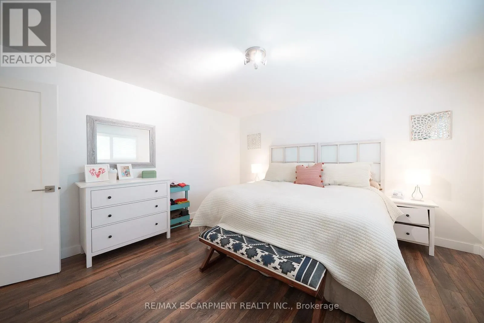 41 WESTBRIER KNOLL