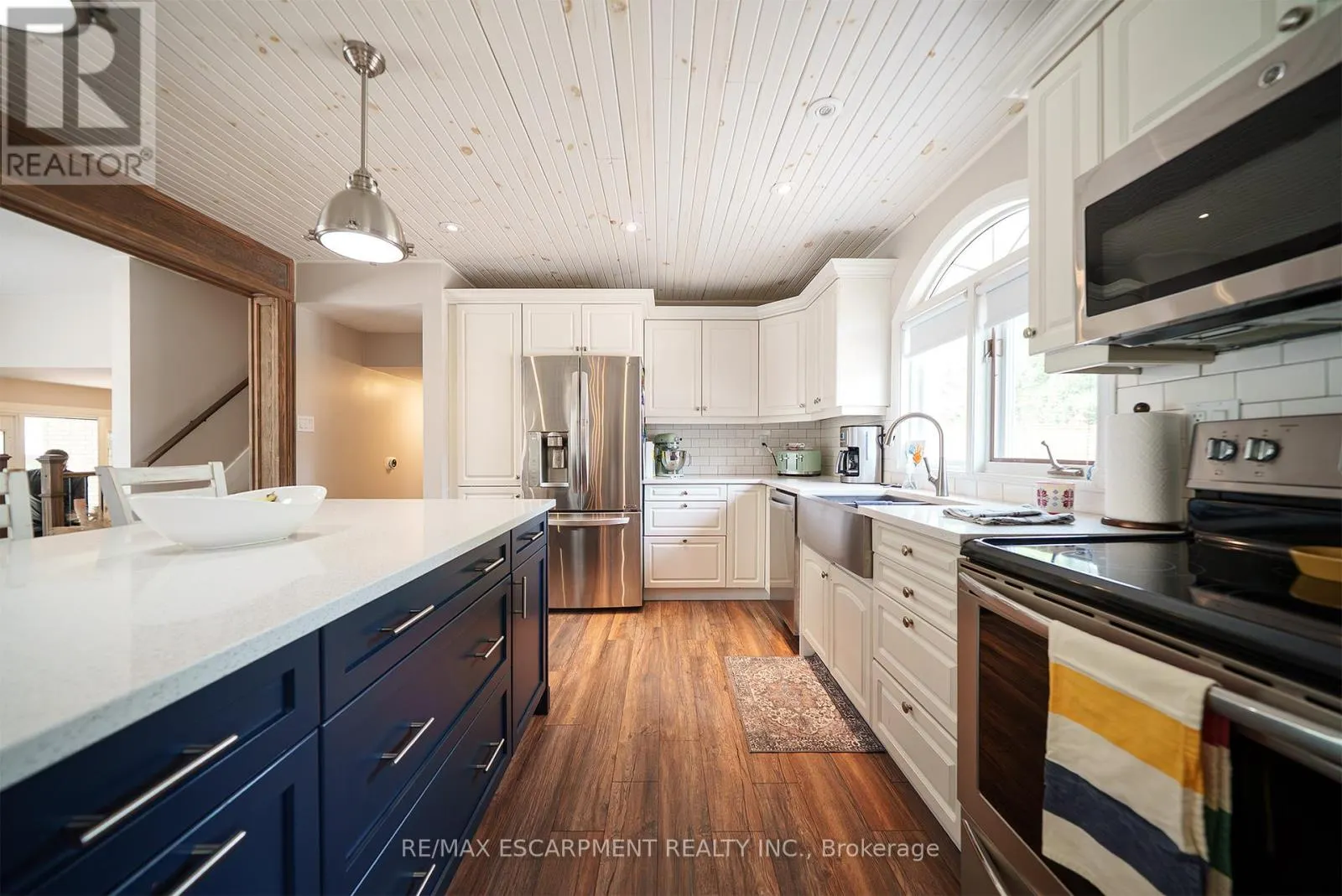 41 WESTBRIER KNOLL