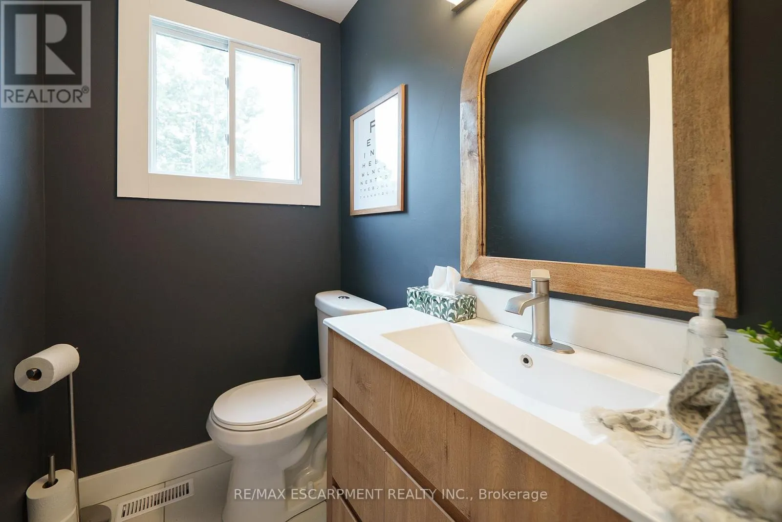 41 WESTBRIER KNOLL