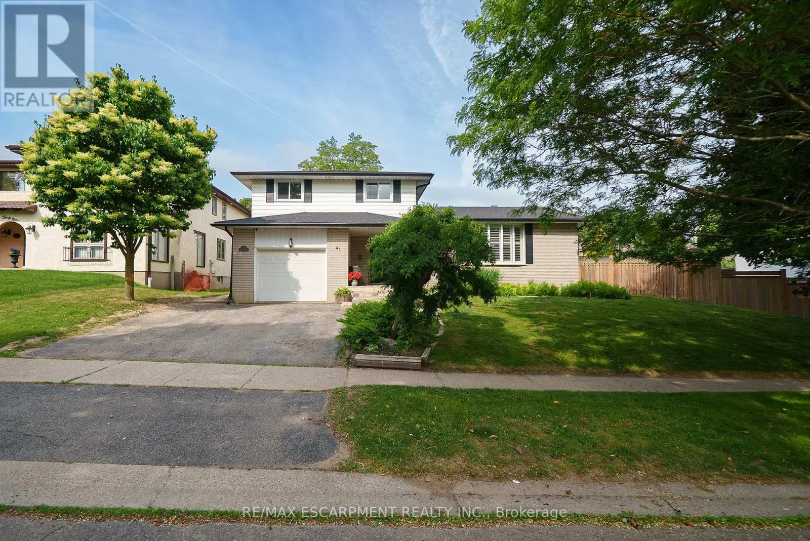 41 WESTBRIER KNOLL