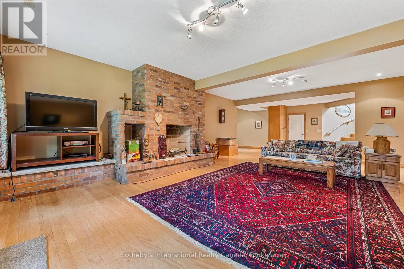 1492 MAPLE BEND ROAD