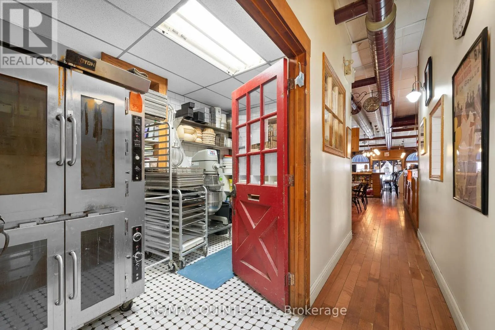 304 FRONT STREET